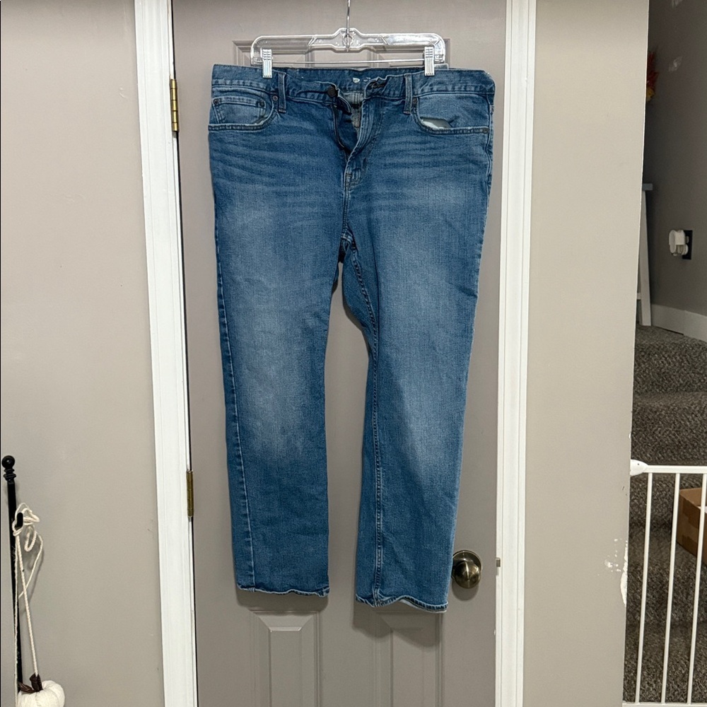 Old Navy Men's Slim Jeans in Blue